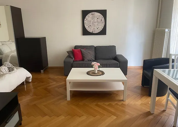 Clame 6 Minutes De La Gare De *